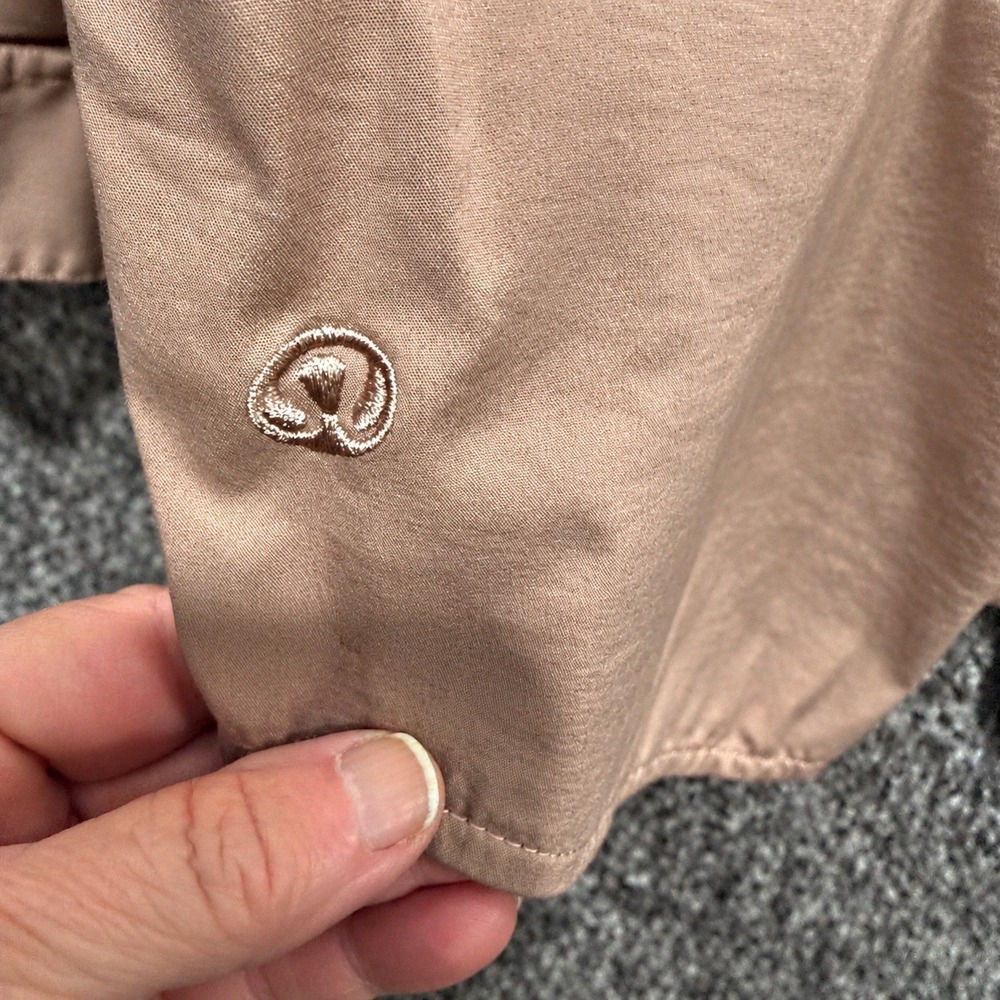 Lululemon Relaxed-Fit Cotton-Blend Poplin Button-Down Shirt XL - Picture 6 of 8